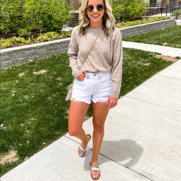 American Eagle 90S Boyfriend Denim Distressed Shorts